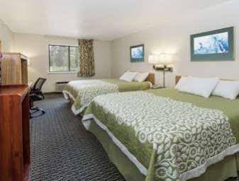 Days Inn By Wyndham Stoughton Wi. Zewnętrze zdjęcie